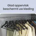 SONGMICSHOME  20-delige Kledinghangers, Houten Kostuumhangers met Antislip Inkepingen, Draaibare Haak voor Kast, Zwart image 7