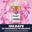 Comfort Creations Fabric Conditioner Honeysuckle & Sandalwood 30 washes 900 ml image 1