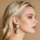 Boucles d'oreilles pendantes VoxorAI dorées, inspirées de Chanel, en forme de larme française et perles, boucles d'oreilles manchette, puces d'oreilles, toutes saisons image 6
