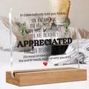 Alphynix 1 pc plaque d'encouragement quotidien, "Au cas où personne ne vous l'aurait dit aujourd'hui..." Cadeau en acrylique avec base en bois, comprend des messages encourageants comme "vous êtes incroyable" & "vous faites la différence", comprend des motifs de feuilles vertes et un design de cœur rouge image 1