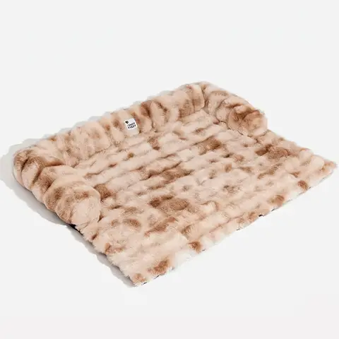 FUNNYFUZZY Lit pour chien apaisant en plush moelleux Tapis de protection pour canapé Taille M Marron