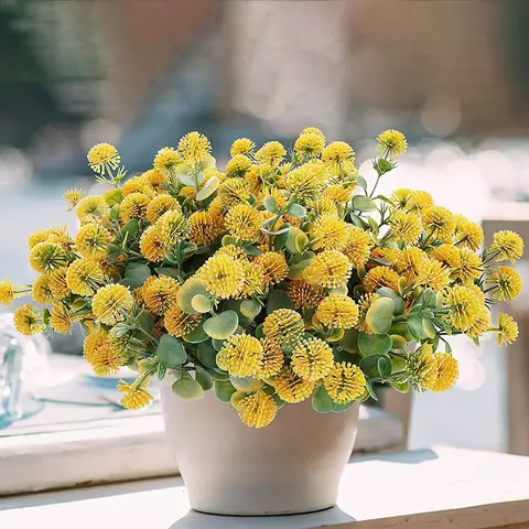 4Pcs 13.77in/35cm
Artificial Billy Ball Flower Man Fake Plants Living Room Decoration Ornaments Desktop Fake Flowers(yellow)