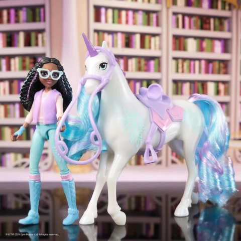Unicorn Academy Small Doll Layla & Glacier