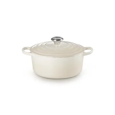 Le Creuset Signature Serie Runder Bräter aus Gusseisen mit Deckel - 26cm - 5.3L - Geeignet für alle Herdarten - Creme