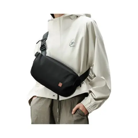 Explorer Messenger Bag Men's and Women's Chest Bag Waist Bag Large Capacity, Single Shoulder Backpack Leisure Sports Mobile Phone Black