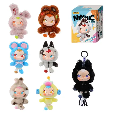 52TOYS NINNIC Série We Are Different Boîte Mystère Pendentif en Peluche Poupée de Collection Tendance Décoration de Bureau Cadeau d'Anniversaire Une Figurine Aléatoire par Commande