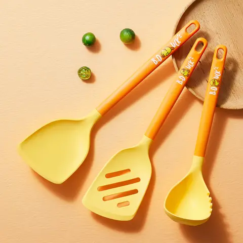 COOKER KING x B.DUCK Non-stick Silicone Spatula Frying Spatula High Temperature Resistant Household Cookware
Set Turner