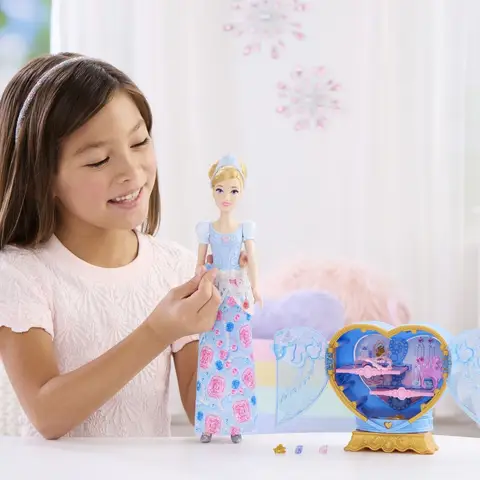 Disney Princess Jewel Reveal Cinderella Doll