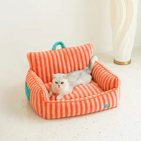 ZEZE Salmon Stripe Plush Pet Bed for Cats Dogs, Enclosed Design for Security, Removable Washable, Fits Up to 15kg
