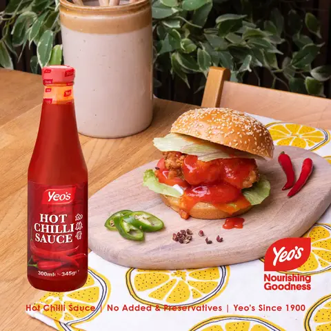 Yeo's Hot Chilli Sauce 300ml