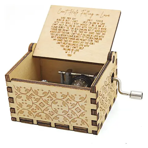 Alphynix 1 Stück Musikbox "Can't Help Falling in Love", Holzandenke, manuell zu bedienen, mit herzförmig eingravierten Liedtexten und blumenförmigen Gravuren, Vintage‑Musikgeschenk für romantische Anlässe