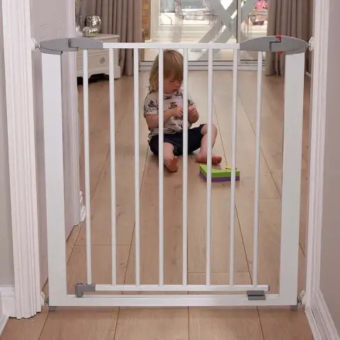 Extendable Swing Shut Gate -White Metal (130) 73 – 96cm
