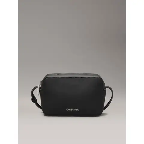 CK MUST CAMERA TASVrouwenzijdeOS