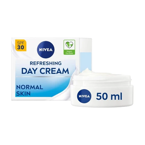NIVEA Refreshing Day Cream SPF30 For Normal Skin 50ml