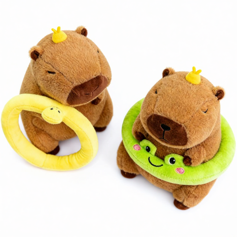 Peluche Capybara avec bouée, modèle aléatoire - 26 cm