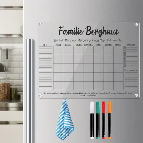Alphynix 1 Stück deutsche Familiengestaltungsbrett, magnetischer Dry-Erase-Kalender mit dem Beispiel „Familie Berghaus“, inkl. To-Do-Liste, Prioritäts-Sektion, 4 Markern & Reinigungstuch