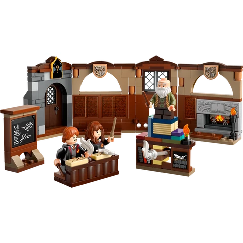 LEGO Harry Potter 76442 Hogwarts Kasteel: Betoveringenles Set