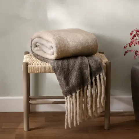 Yard Throw Rawton Ombre Flint/Black 130x180cm