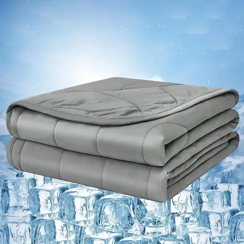 Laneetal Kühlende Decke Leichte Sommerdecke mit Arc-Chill Q-Max > 0.45 Kühlfasern Selbstkühlende Decke für Personen, Sommerbettdecke für Schlafen, Wohnzimmerdecke Sofadecke Reisedecke Grau 150x200 cm