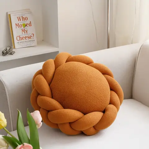 MEROPE, Acrylic Wreath Cushion, 40x40cm, orange, 1pack