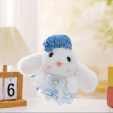 Peluche porte-clé avec un béret bleu - 17 cm