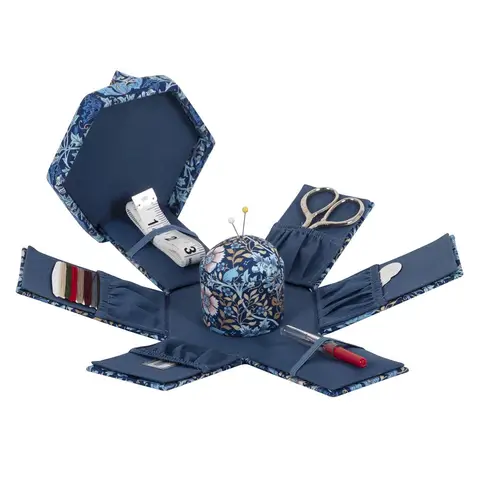 Hobby Gift Sewing Kit – 11 x 11 x 12.3cm