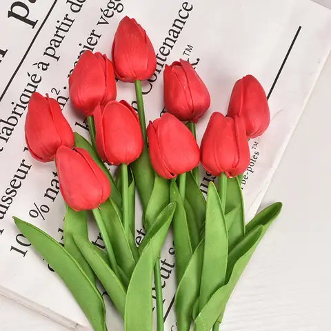 Wei's Moment 7Pcs Artificial Tulips Flowers 
Fake Flowers Latex Tulips Real Touch for Party Home Wedding Decoration and DIY Decor, Multicolor Red