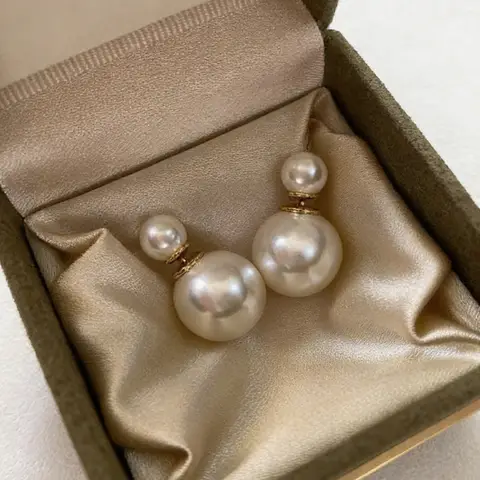 VoxorAI  Australian White - Classic Double Pearl Earrings (Back and Front, Two-Way Wear), Stud Earrings, Drop Earrings, Luxury High-End Fashion, Niche New Arrival, Hot Selling Item, 8mm and 16mm