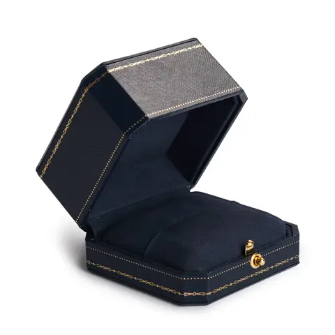 Oirlv Ringbox, präzise und edelsteinverzogene Verlobungsringbox, oktaederförmige Heiratsringbox aus Silbermetall mit Schnappverschluss, für Verlobung, Heirat, Jahrgangsverkauf, Top-Geschenkideen