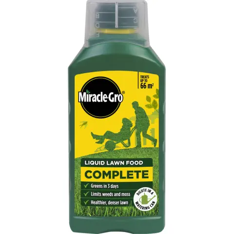 Miracle Gro Complete Lawn Treatment Concentrate 900ml