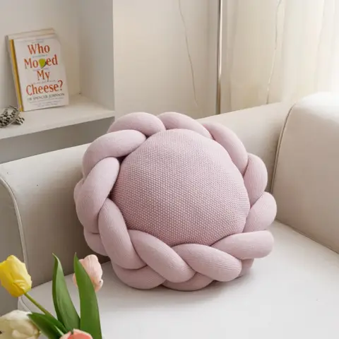 MEROPE, Acrylic Wreath Cushion, 40x40cm, lilac, 1pack