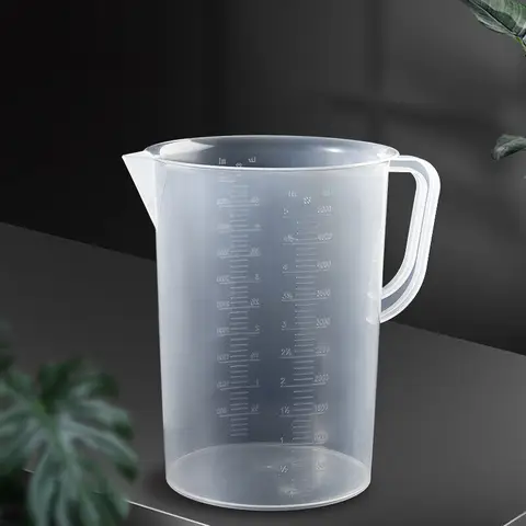  BJ Gobelet Doseur Plastique5000ml