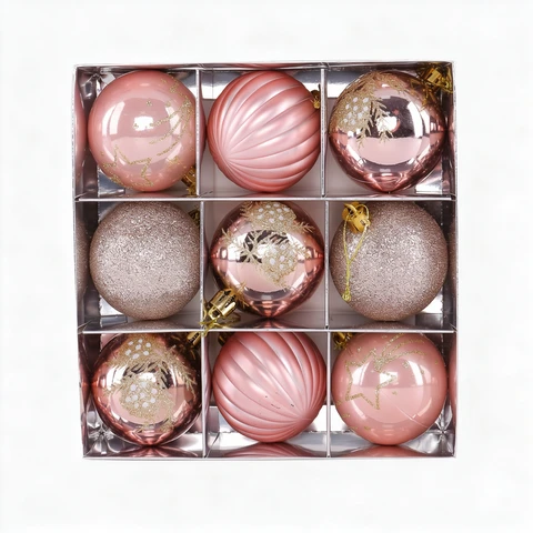 Rosige Weihnachten: Festliche Deko in Rosa