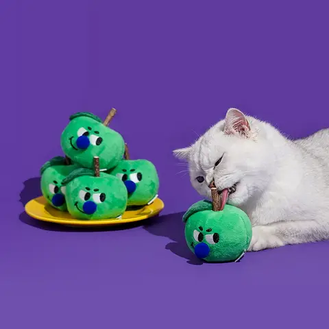 ZEZE Green Apple Silvervine Cat Toy, Natural Chew Play Toy for Kittens