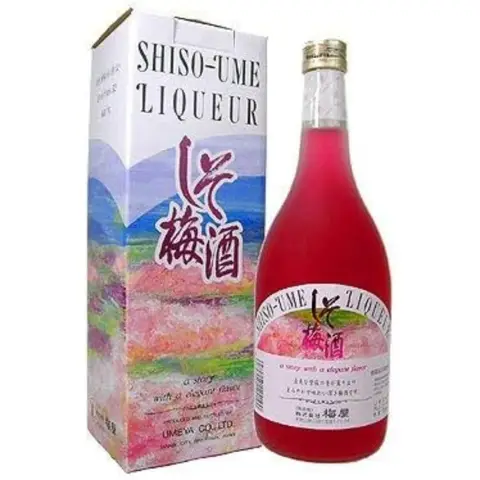 Umeya Shiso Plum Wine 14% Alc/Vol 720ml/bottle  紫蘇梅酒 720ml/瓶