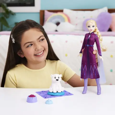 Disney Frozen Elsa and Baby Bear