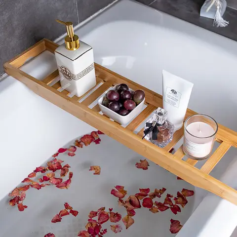 LIVINGANDHOME Bambus Badtablett Badewannen-Tablett für Badezimmer, rutschfest & multifunktional