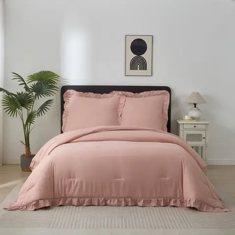 MeeAllHome dekbedovertrekset vintage ruches 200 x 200 cm / 65 x 65 cm x 2 roze