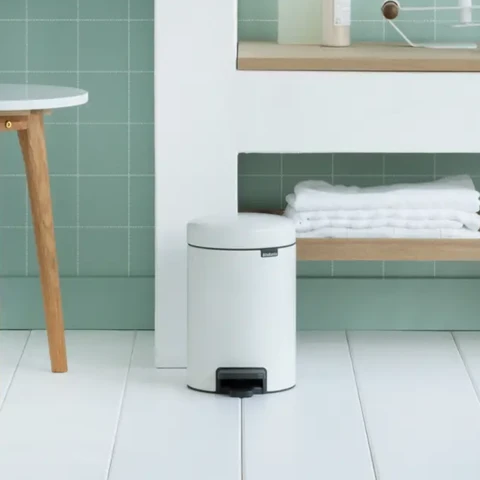 Brabantia NewIcon Pedal Bin, 3 Litre, Soft-Closing, Plastic Inner Bucket, White