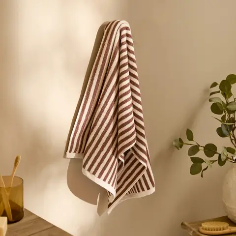 Yard Hand Towel Hebden Pecan 50x90cm