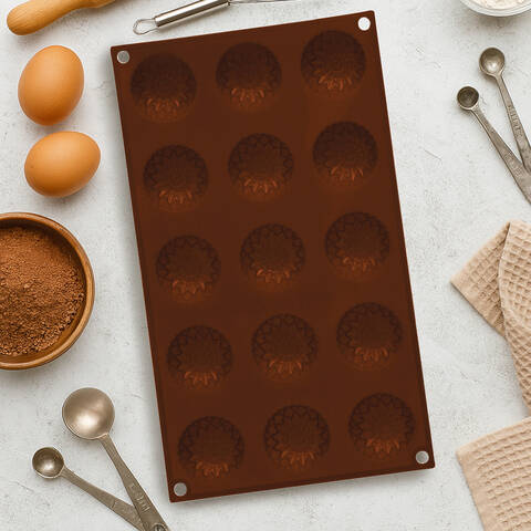 Essentials by Premier 15 Sunflower Brown Chocolate Mould