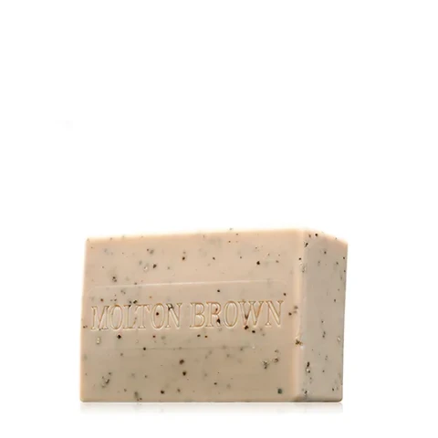 Molton Brown Re-Charge Black Pepper Bodyscrub Bar 250g
