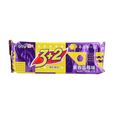 Master Kong 3+2 fruchtige Blaubeer-Sandwich-Cracker 125 g