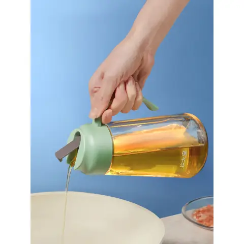COOKER KING Oil Dispenser Drip Free Spout for Kitchen Glass Oil and Vinegar Dispenser Olive Oil Bottle
Soy Sauce Dispenser Oil Container 650ML
