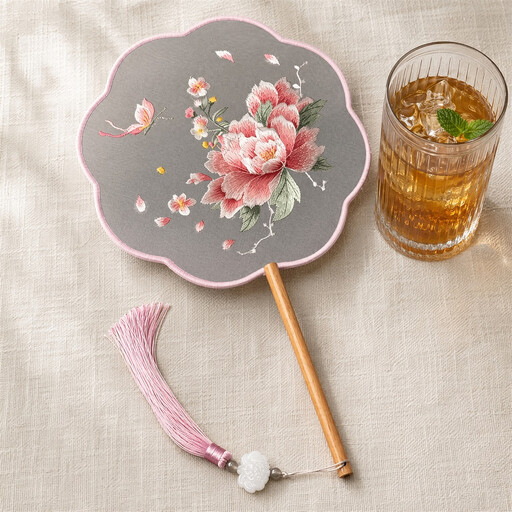 Huacan Chinese style Su embroidery double-sided fan