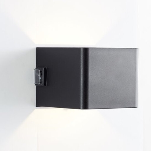 Brilliant Portable Led Wall Light For Outdoor Use, 300 Lm, Motion Detector