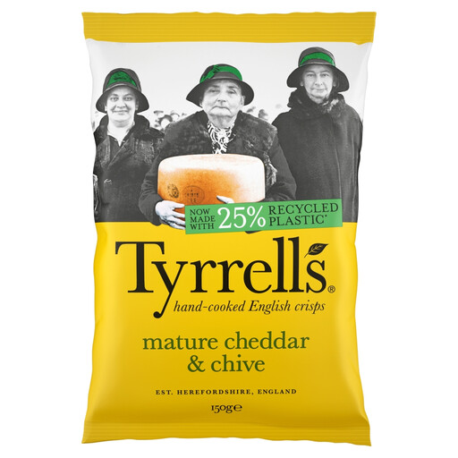 Tyrrells Mature Cheddar and Chive crisps, 150g bag