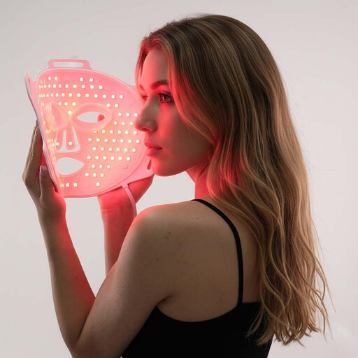 Yoghi Silk Moon - LED Face Light Therapy Mask 122 LEDs, 4 Light Modes, USB-C Rechargeable