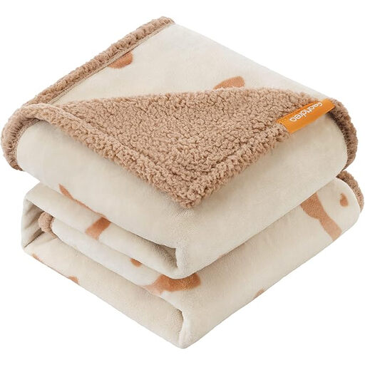Feandrea Waterproof Pet Blanket in Beige