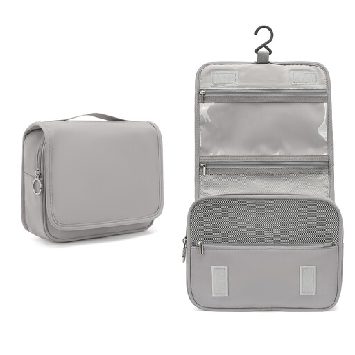 Kono hanging wash bag
